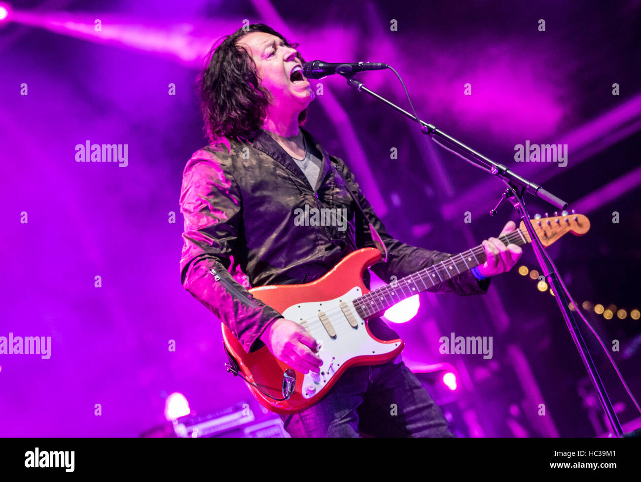 Roland Orzabal of Tears for Fears as the band close the 2016 Camp Bestival festival in the grounds of the Lulworth Estate, Dorset.  Featuring: Roland Orzabal Where: Dorset, United Kingdom When: 31 Jul 2016 Stock Photo