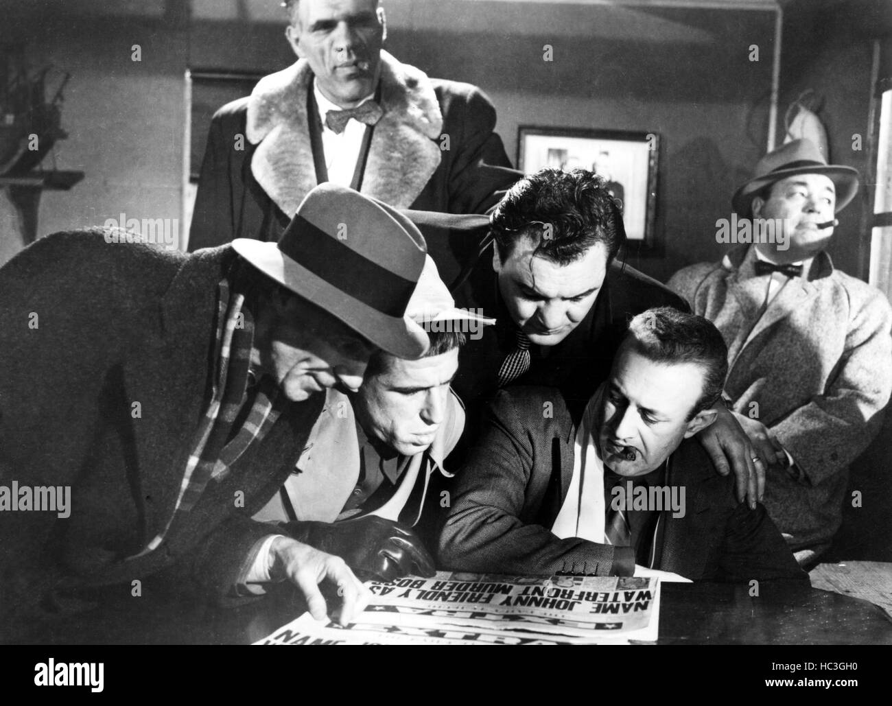 On The Waterfront Fred Gwynne Lee J Cobb 1954 Stock Photo Alamy