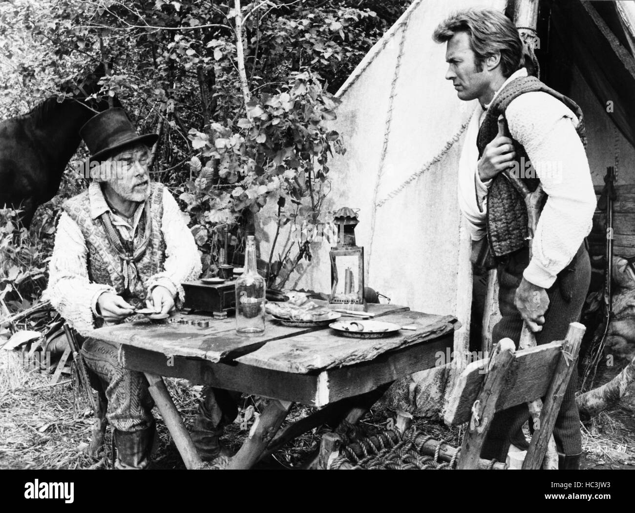 PAINT YOUR WAGON, from left Lee Marvin, Clint Eastwood, 1969 Stock Photo Alamy