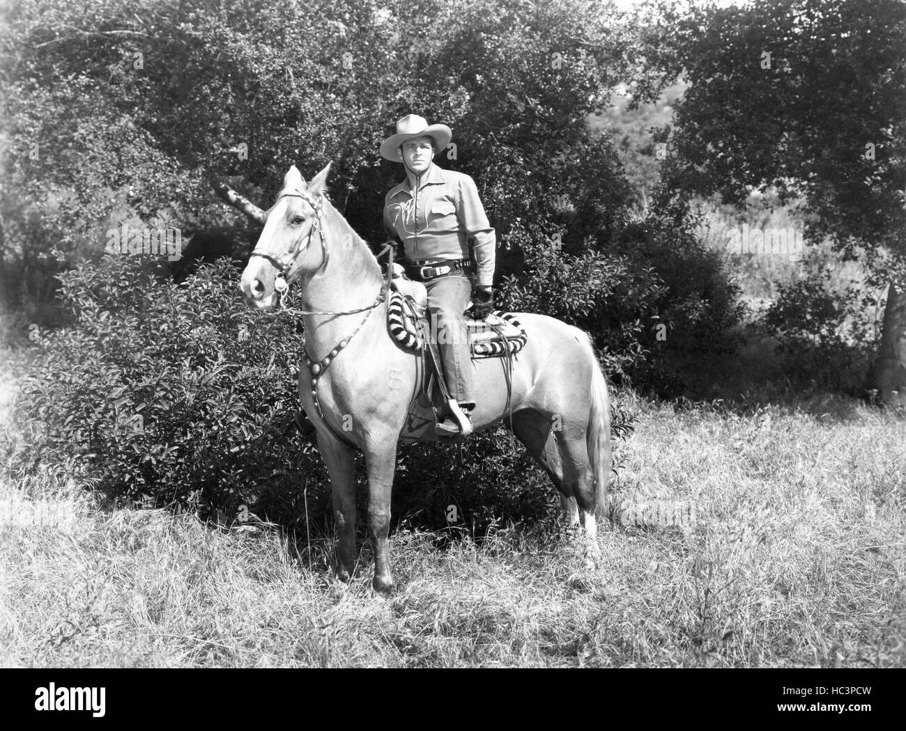 PRAIRIE BADMEN, Buster Crabbe, 1946 Stock Photo Alamy
