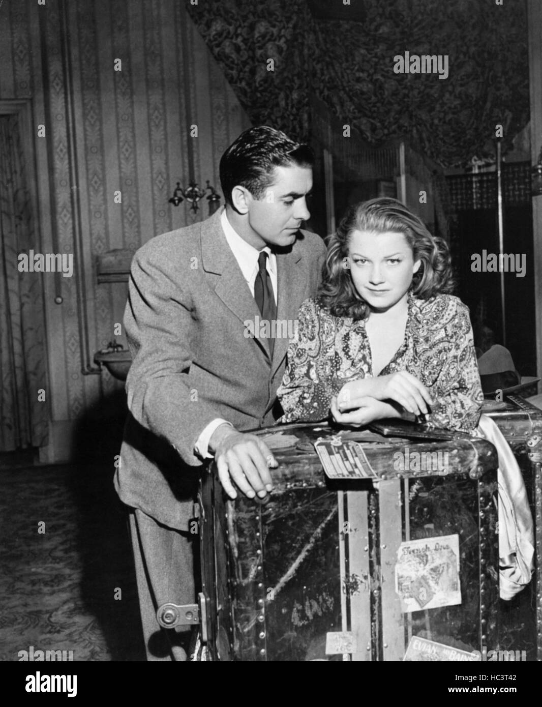 THE RAZOR'S EDGE, from left: Tyrone Power, Anne Baxter, 1946, TM ...