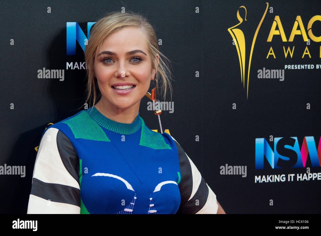 Sydney, Australia - 7th December 2016:Sydney, Australia. Celebrities and VIP's arrive on the Red Carpet for the 6th Annual AACTA Awards Ceremony which took place at the Star in Sydney, Australia. Pictured is Jessica Marais Credit:  mjmediabox/Alamy Live News Stock Photo