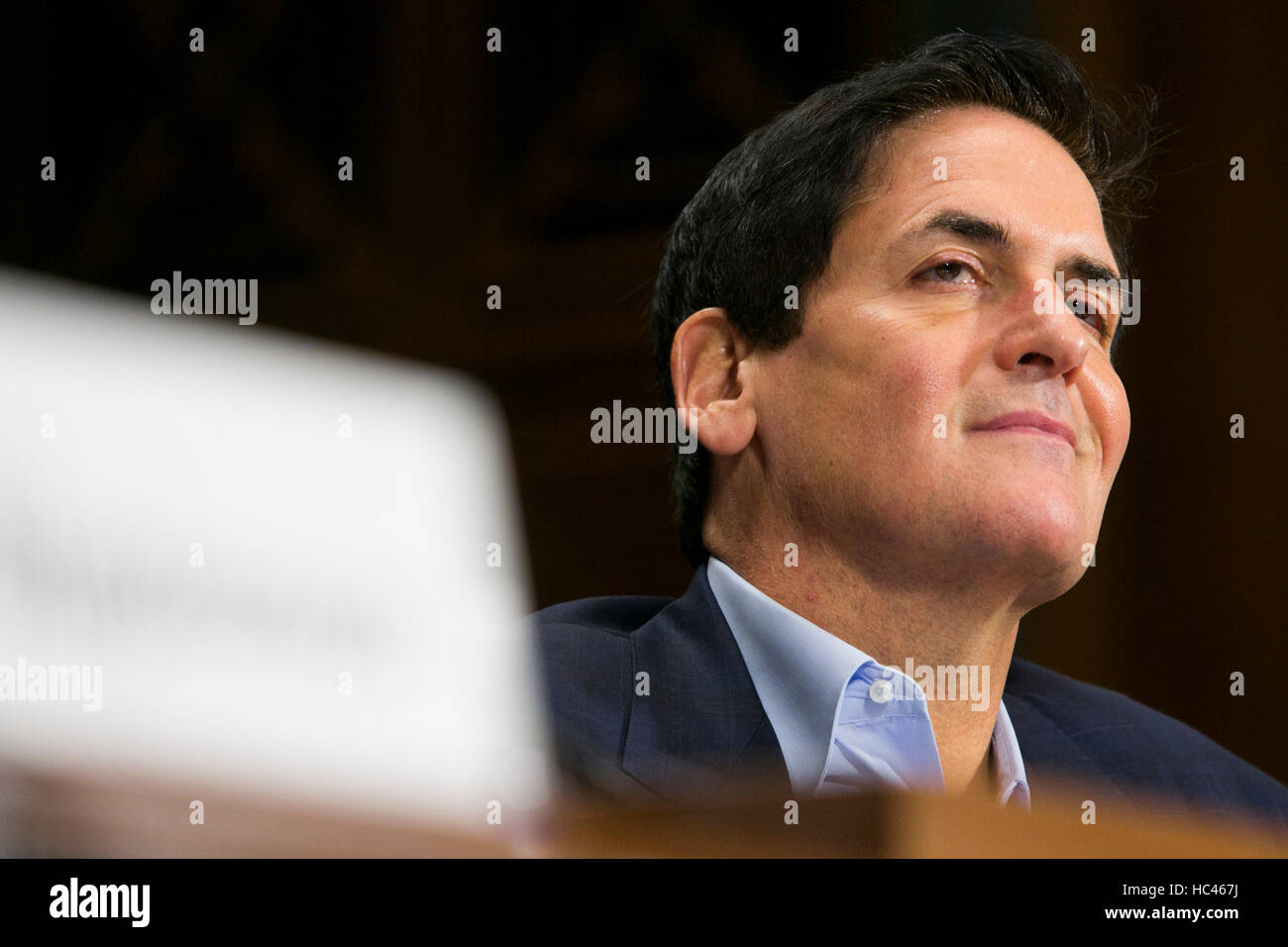 Washington DC, USA. 7th December, 2016. Mark Cuban, Chairman, AXS TV, testifies before the United States Senate Committee on the Judiciary Subcommittee on Antitrust, Competition Policy & Consumer Rights during a hearing on the pending AT&T and Time Warner merger in Washington, D.C. on December 7, 2016. Credit:  Kristoffer Tripplaar/Alamy Live News Stock Photo