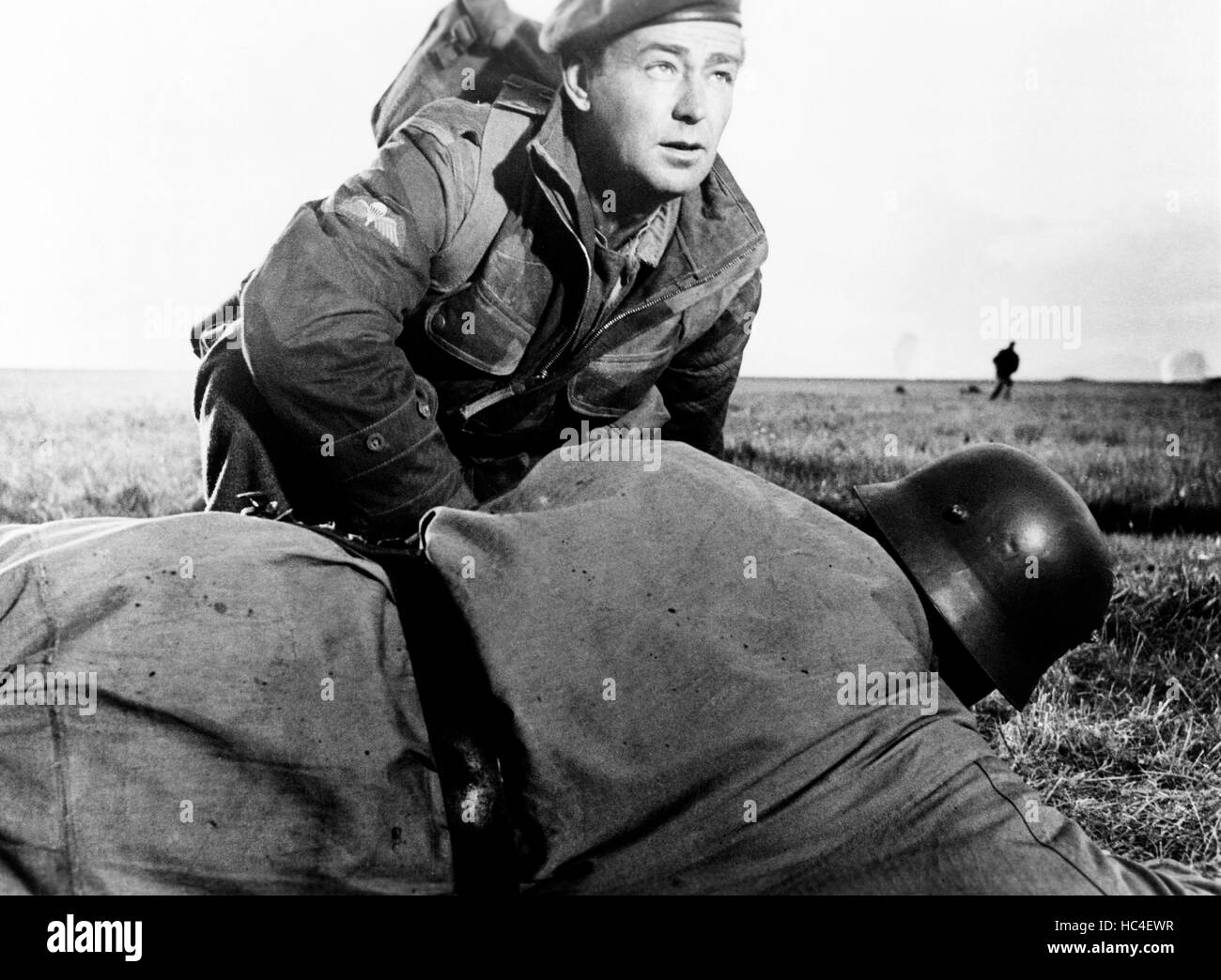 PARATROOPER, (aka THE RED BERET), Alan Ladd, 1953 Stock Photo Alamy