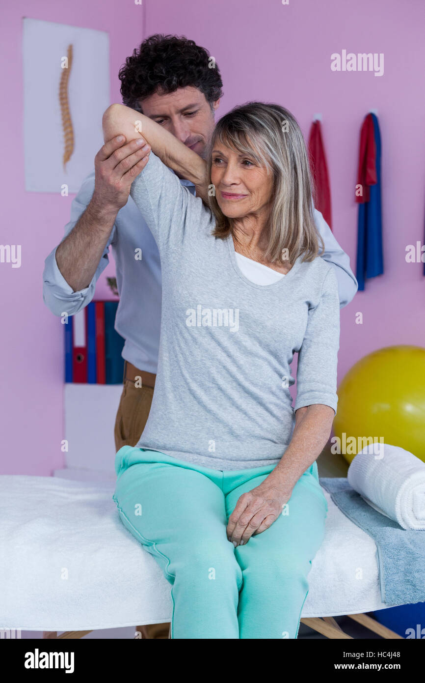 Hand massage elderly hi-res stock photography and images - Alamy