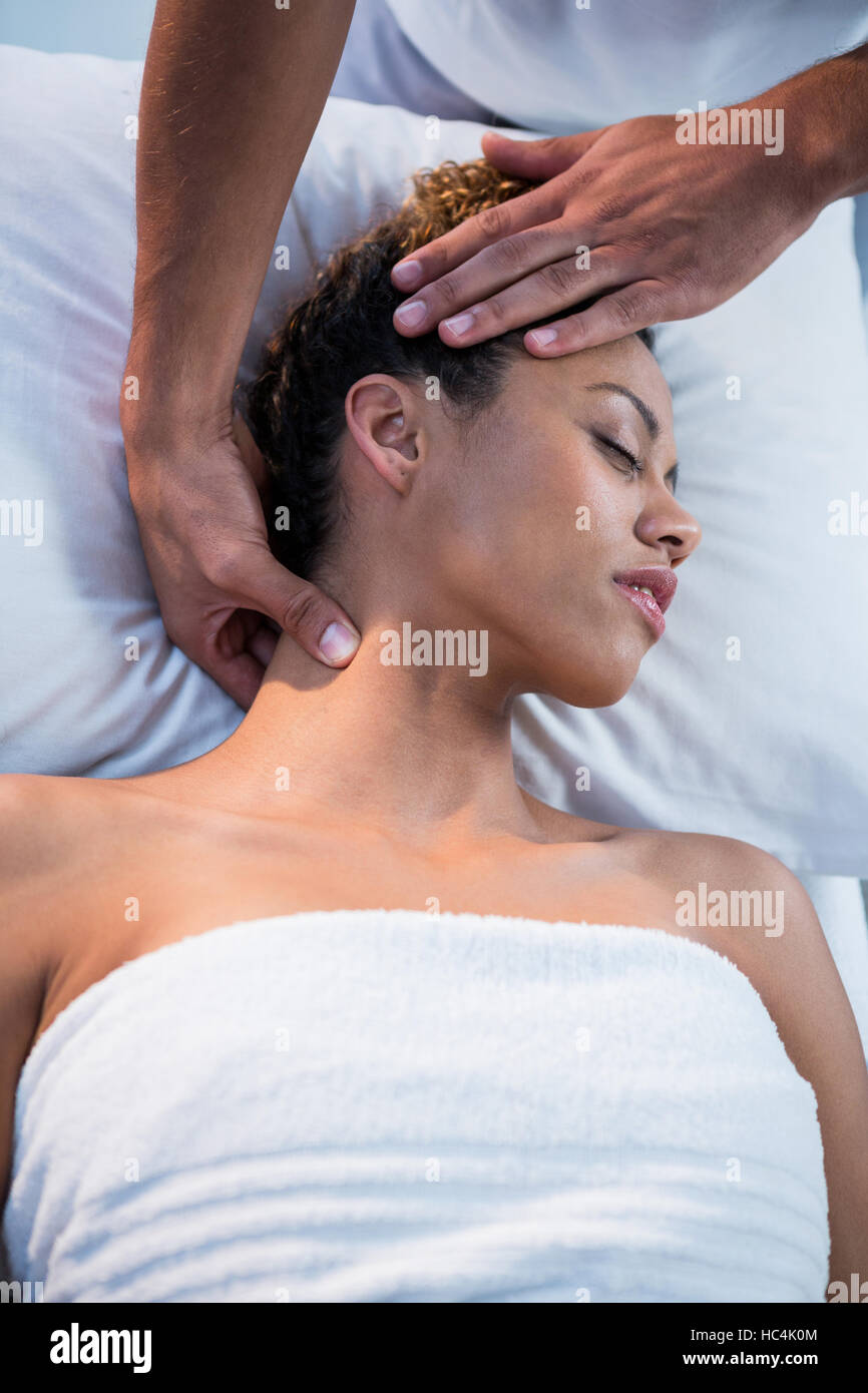 https://c8.alamy.com/comp/HC4K0M/woman-receiving-neck-massage-from-physiotherapist-HC4K0M.jpg