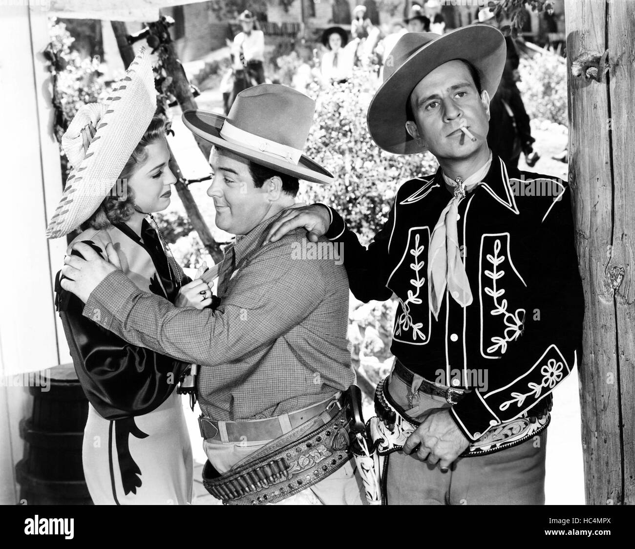 RIDE 'EM COWBOY, from left Anne Gwynne, Lou Costello, Bud Abbott, 1942