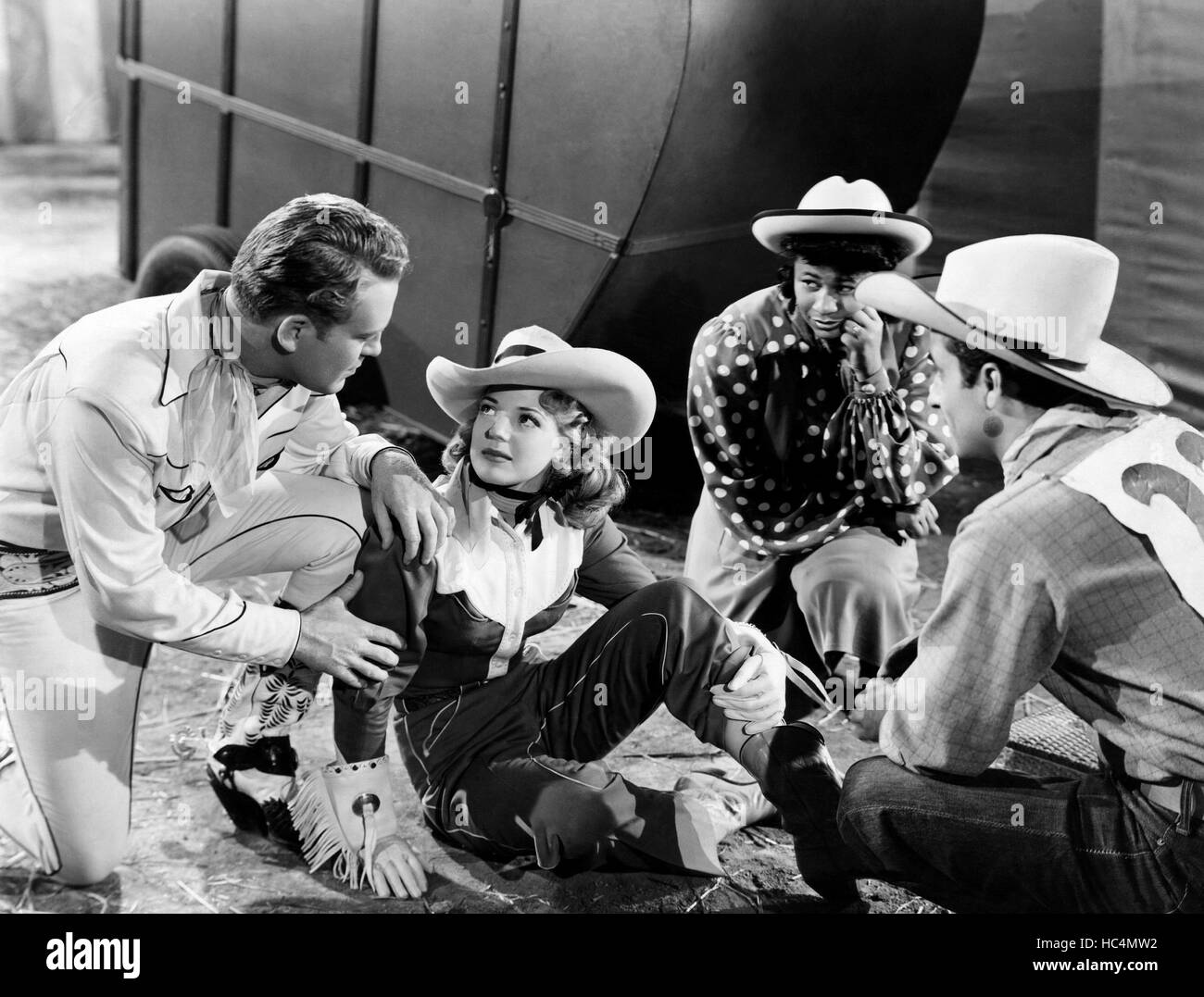 RIDE 'EM COWBOY, from left, Dick Foran, Anne Gwynne, Ella Fitzgerald