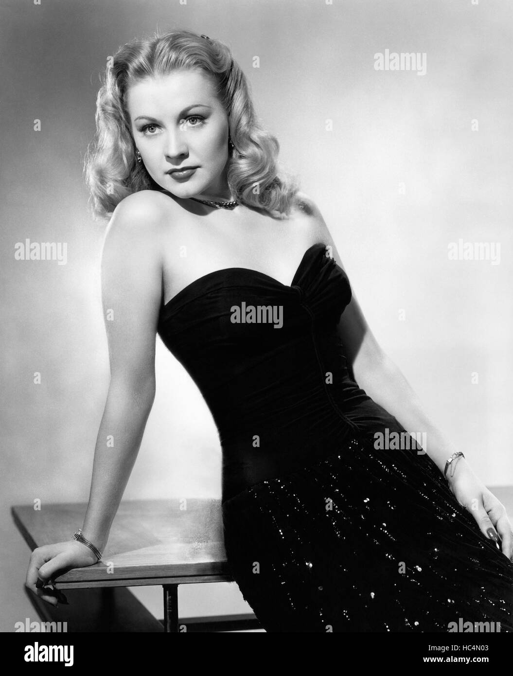 RIFFRAFF, Anne Jeffreys, 1947 Stock Photo - Alamy