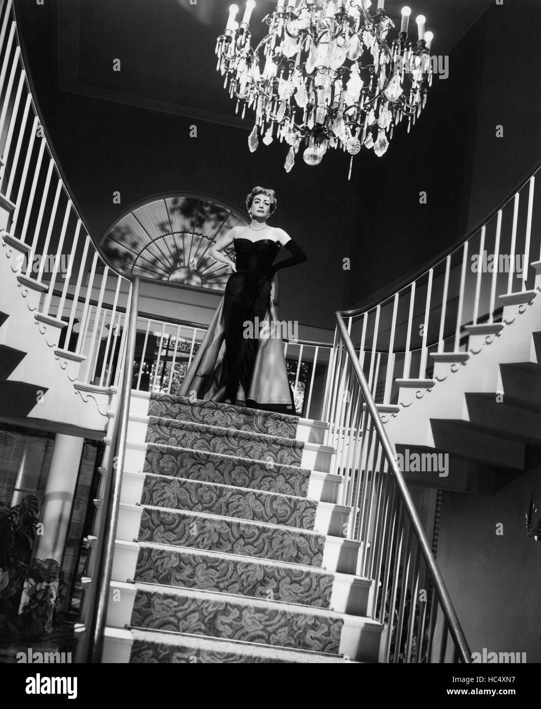 QUEEN BEE, Joan Crawford, 1955 Stock Photo - Alamy