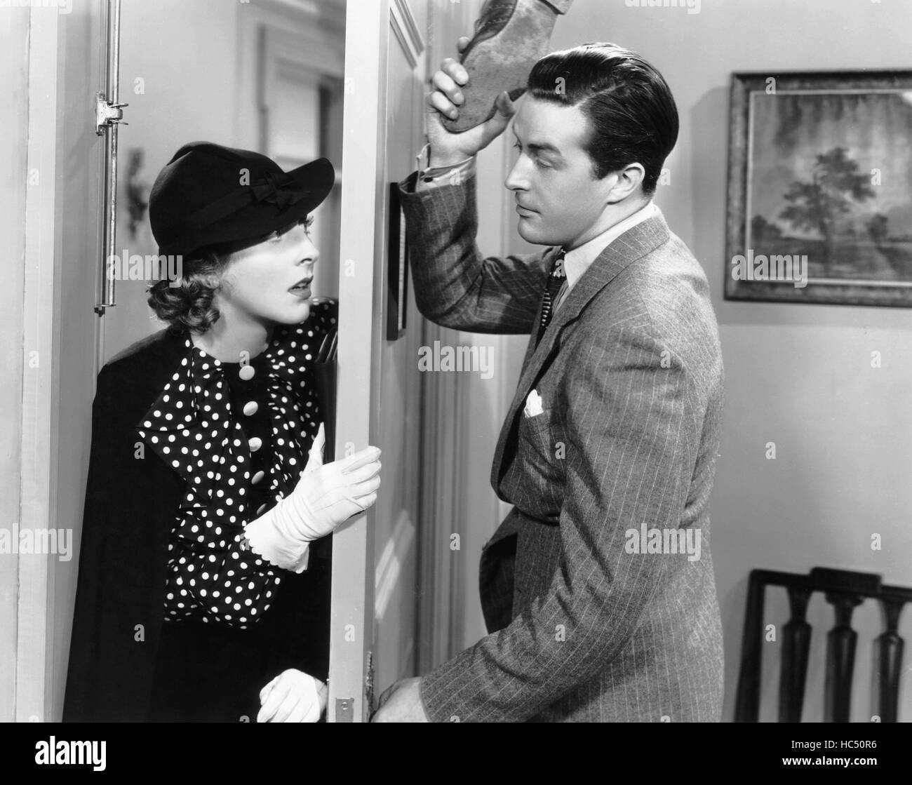 THE RETURN OF SOPHIE LANG, from left, Gertrude Michael, Ray Milland