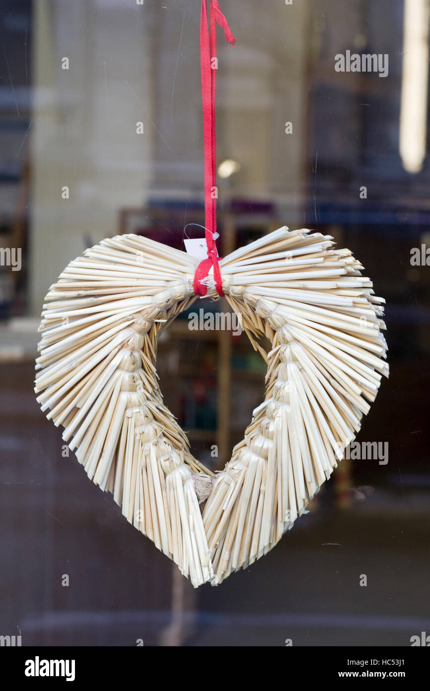 Garland designs hi-res stock photography and images - Alamy