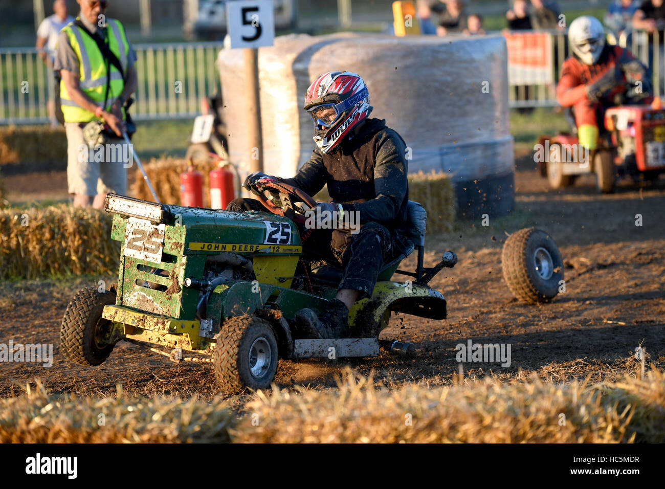 The British Lawn Mower Racing Association 12 Hour lawn mower race in ...