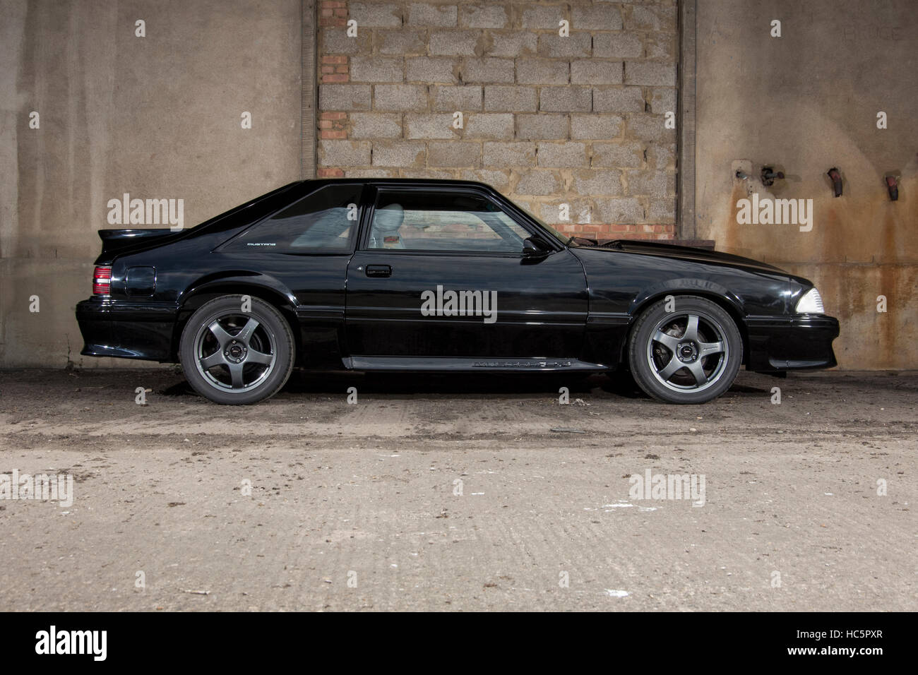 https://www.alamy.com/licenses-and-pricing/?v=1