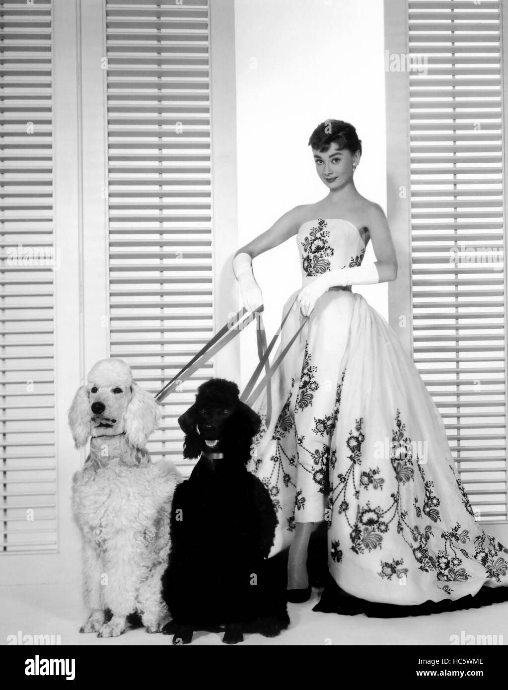 SABRINA, Audrey Hepburn (wearing a Givenchy gown), 1954 Stock Photo Alamy
