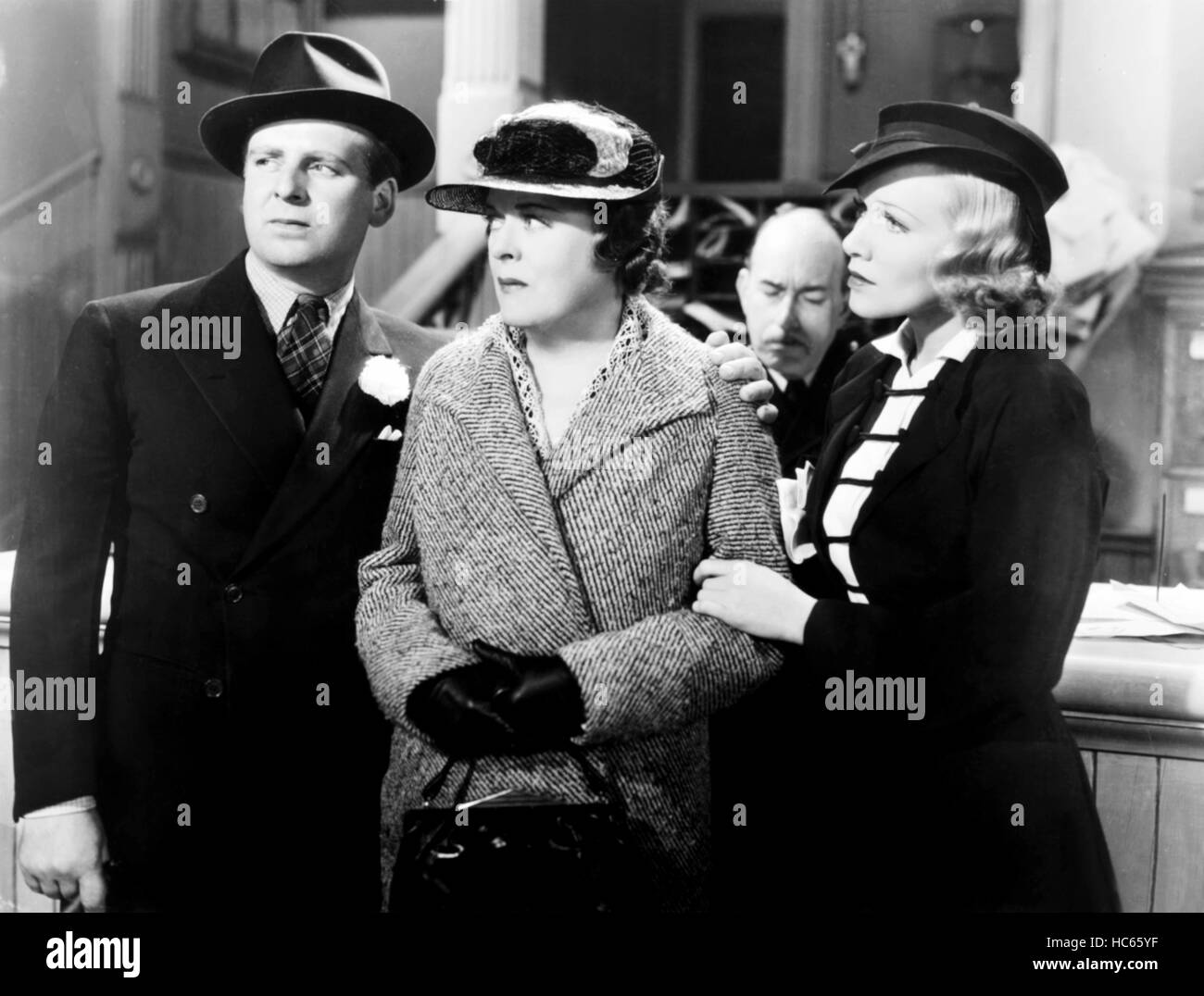 A SON COMES HOME, from left, Wallace Ford, Mary Boland, Julie Haydon ...