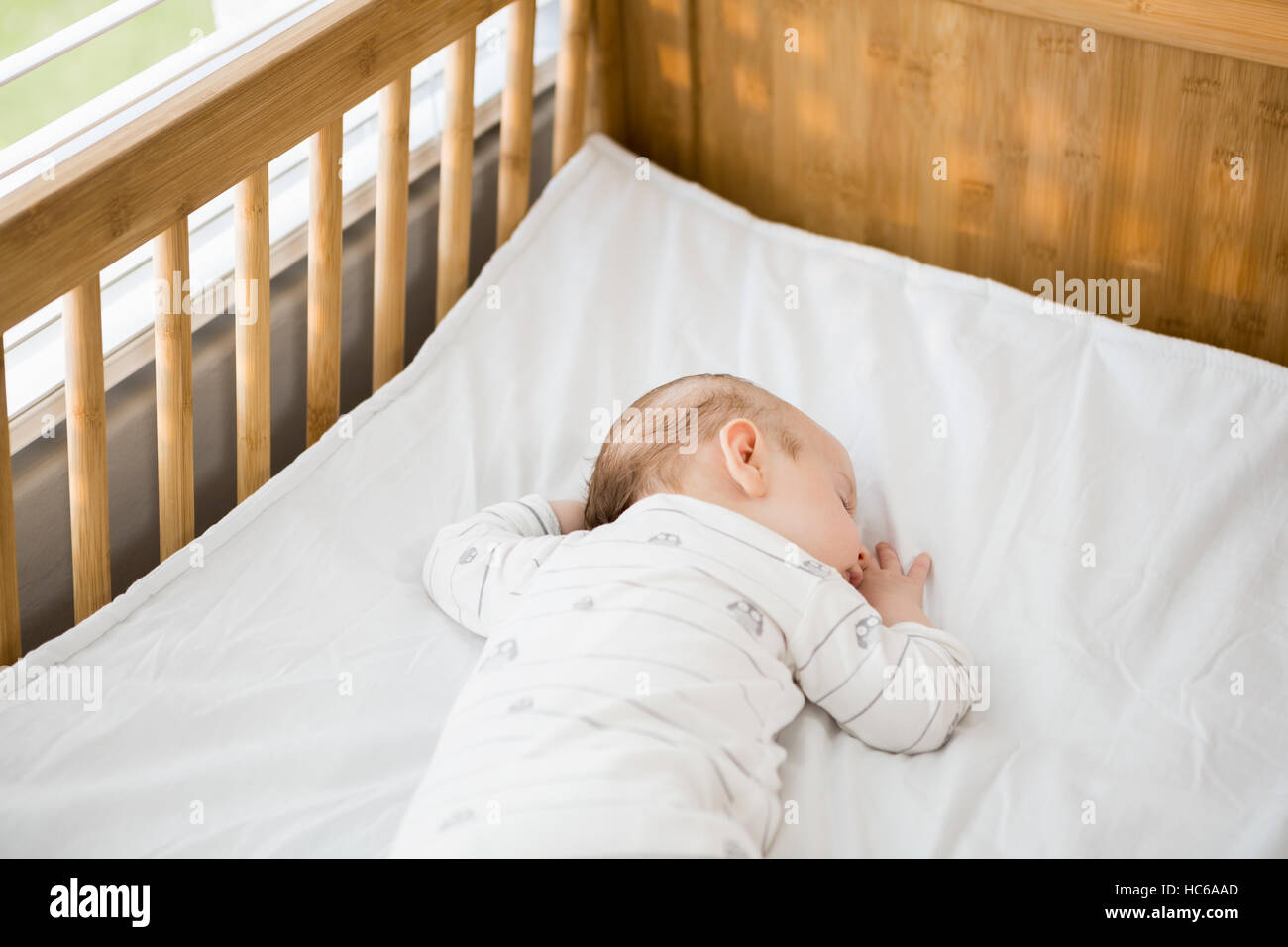 Cradle baby hires stock photography and images Alamy