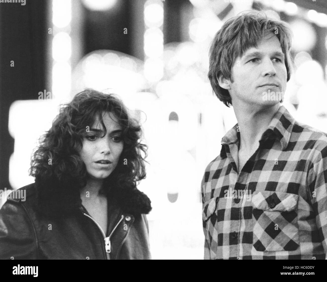 STARMAN, from left Karen Allen, Jeff Bridges, 1984. ©Columbia/courtesy