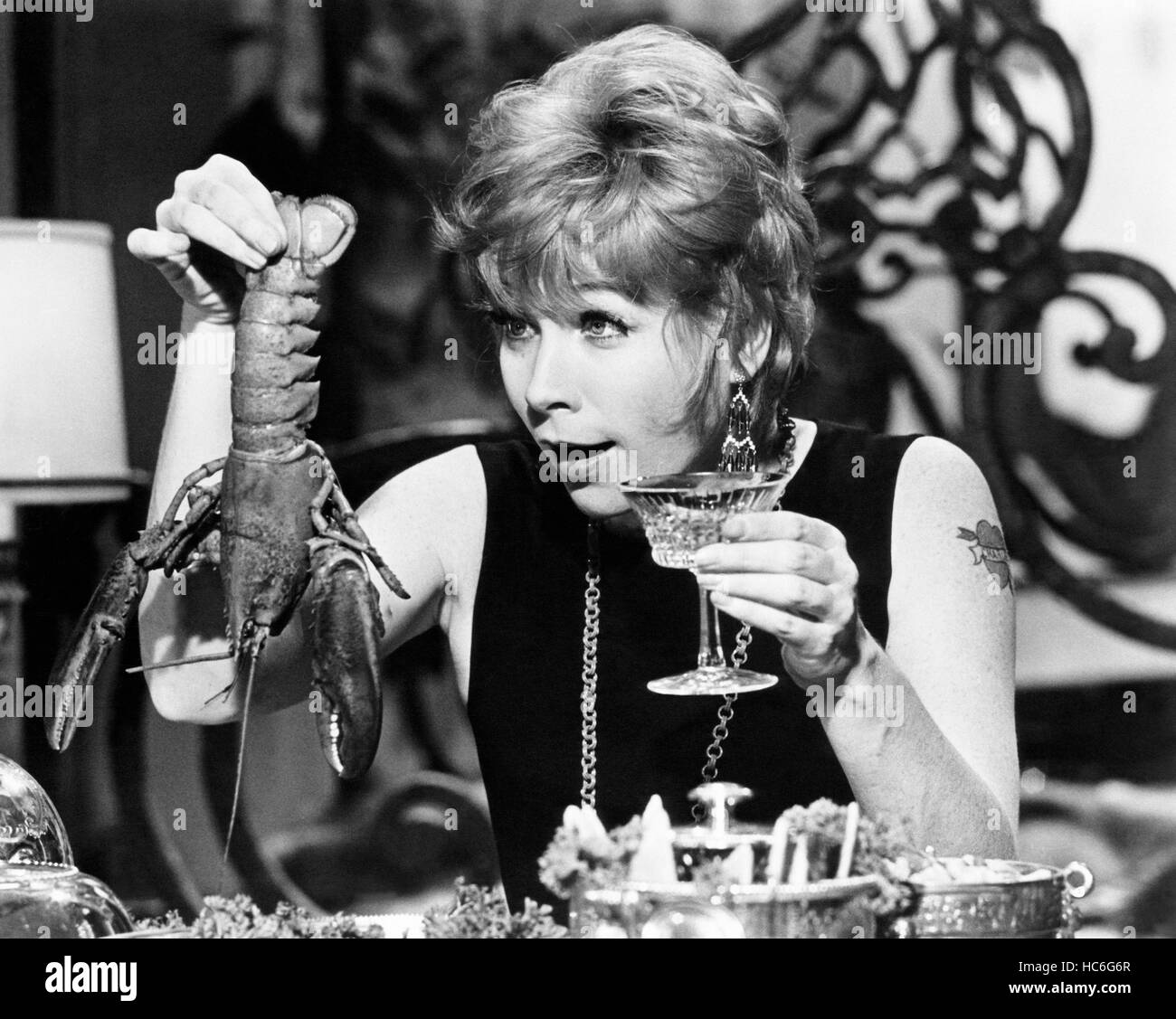 Sweet Charity Song Album – Shirley MacLaine – Connelly, 1983, Livre Broché Occasion