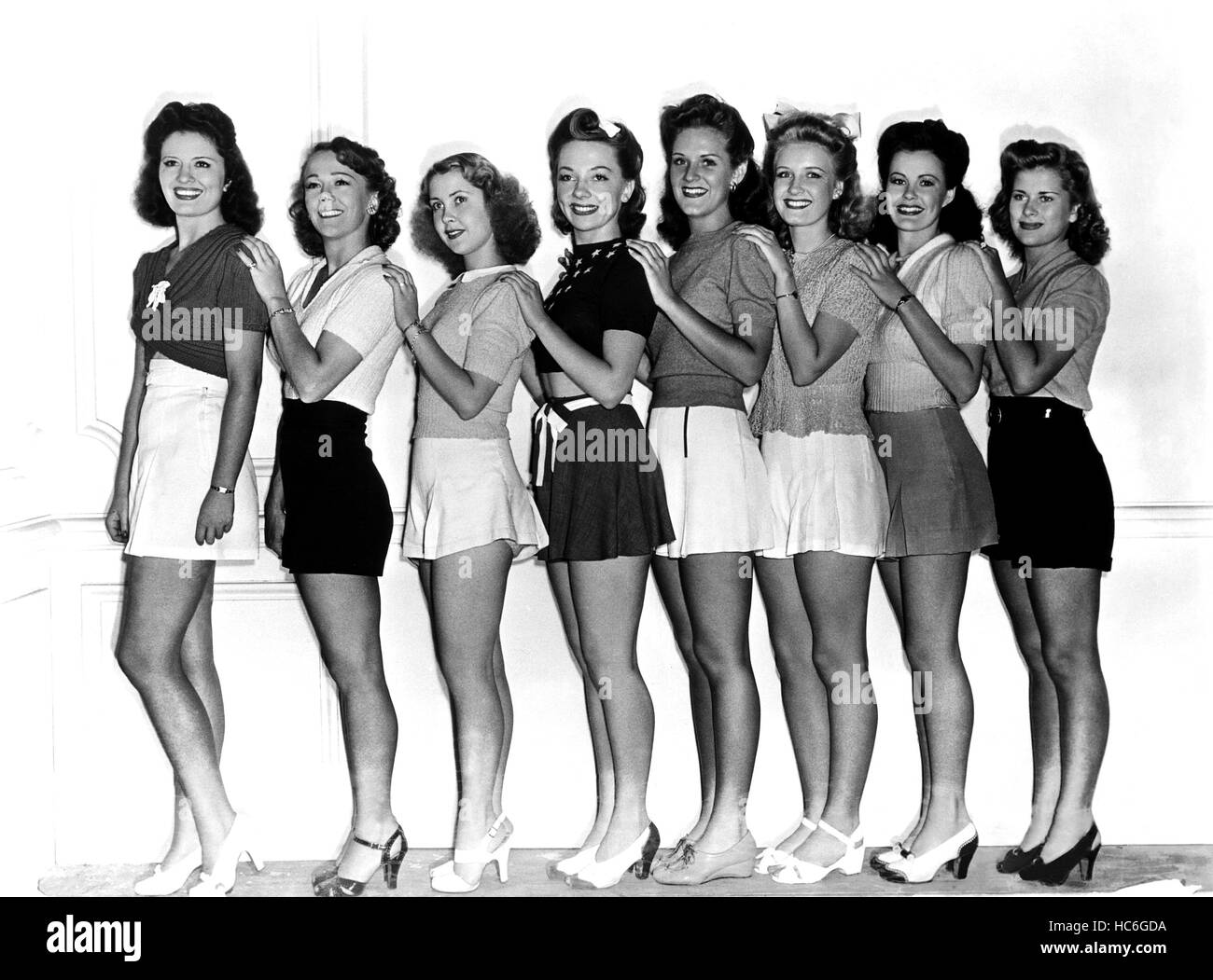 SWEATER GIRL, Paramount starlets exemplifying the title role, 1942 Stock Photo Alamy