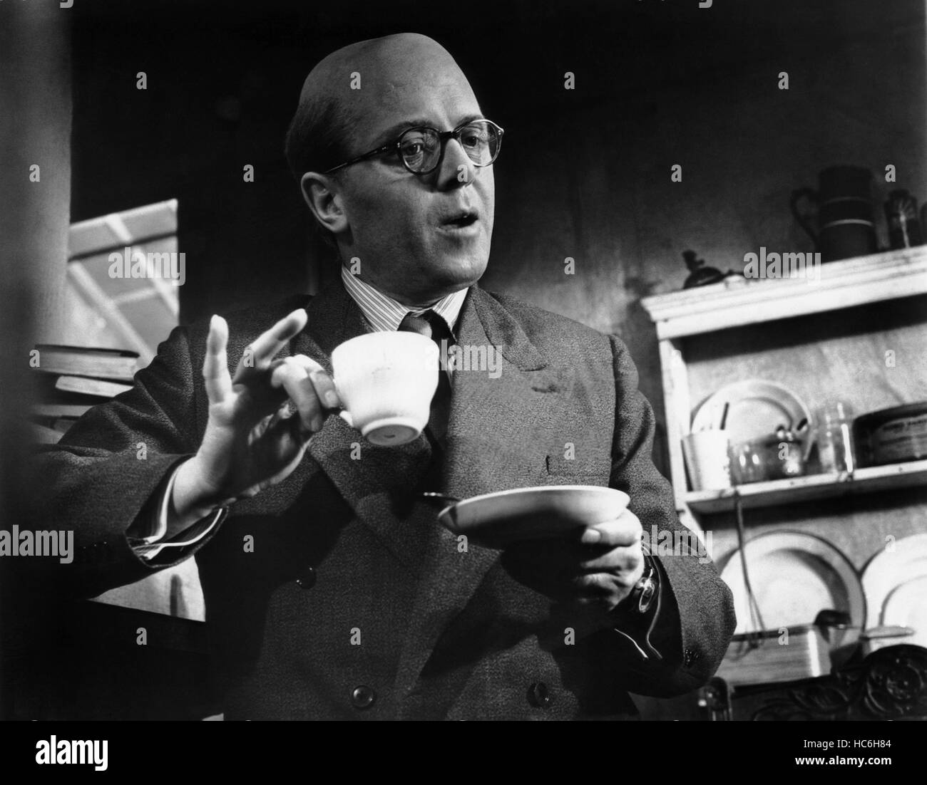 10 Rillington Place Actor 10 RILLINGTON PLACE, Richard Attenborough, 1971 Stock Photo - Alamy