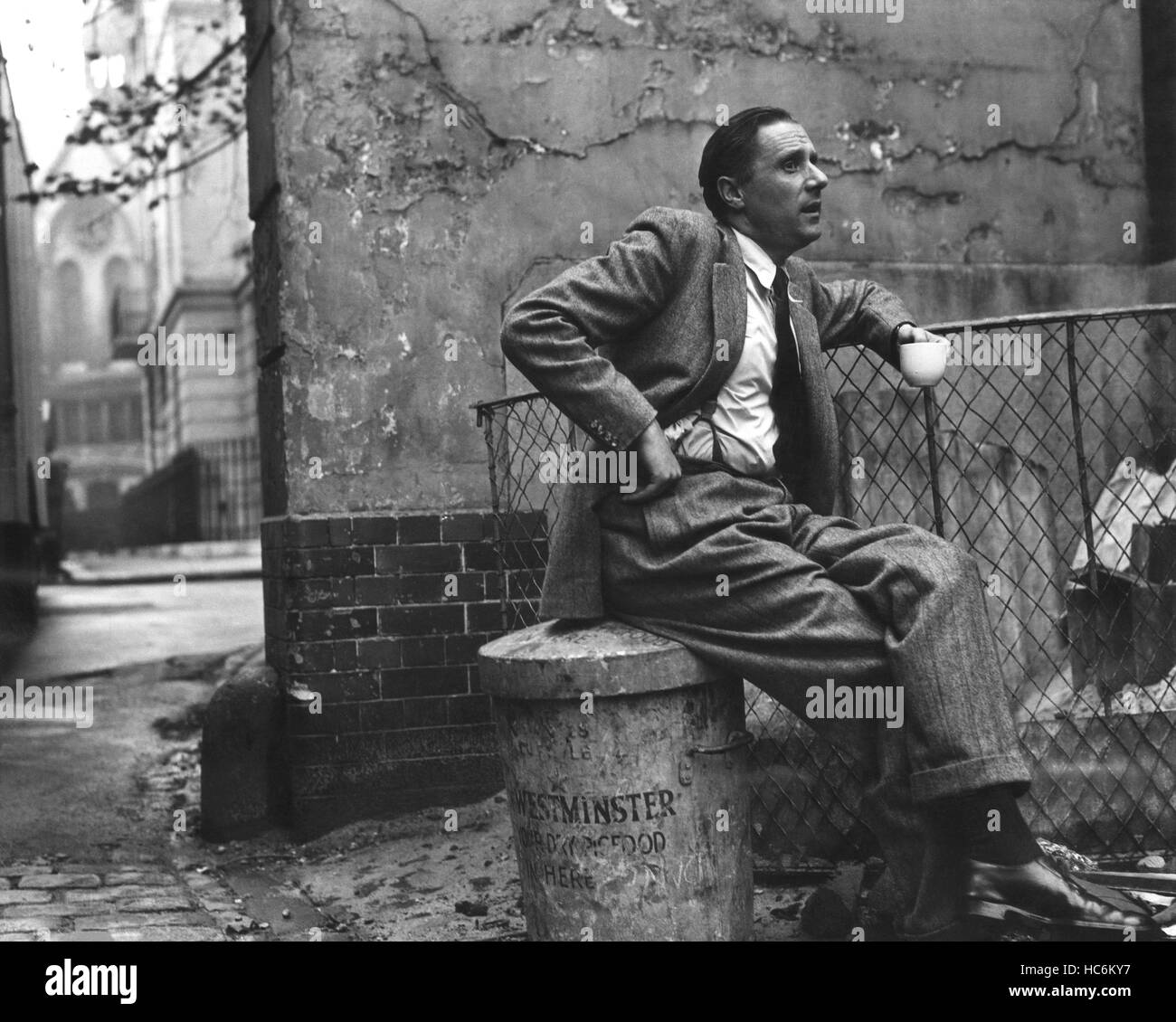 THE THIRD MAN, director Carol Reed, on-set, 1949 Stock Photo - Alamy