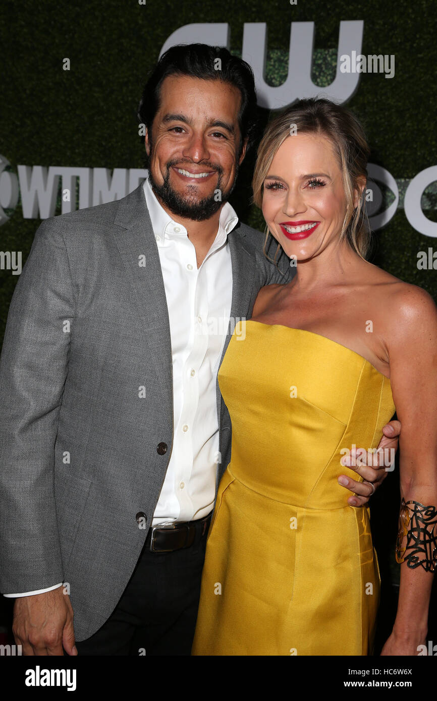 Rich orosco and julie benz hi-res stock photography and images - Alamy