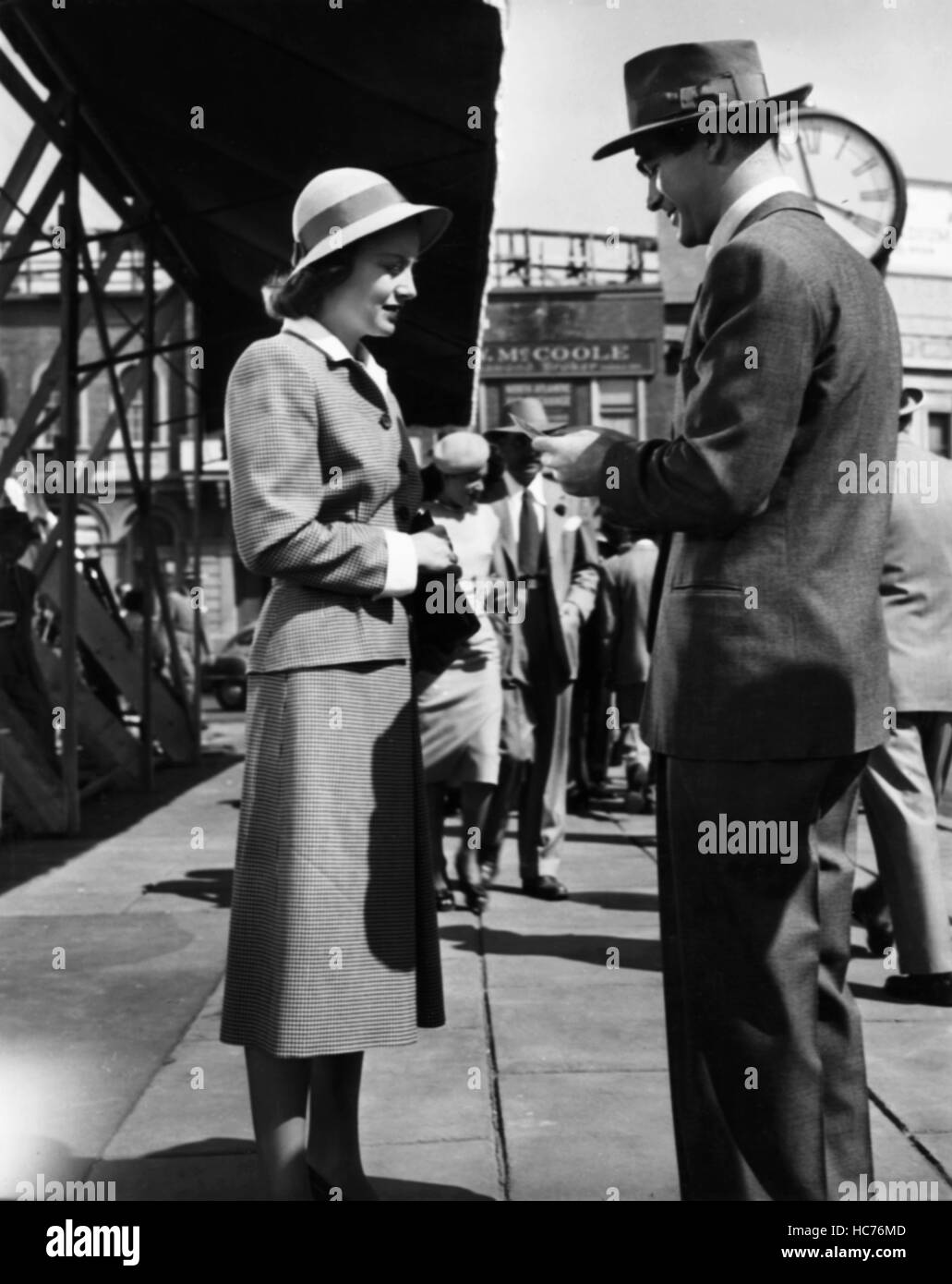 THE SNAKE PIT, from left, Olivia de Havilland, Mark Stevens, 1948 ...