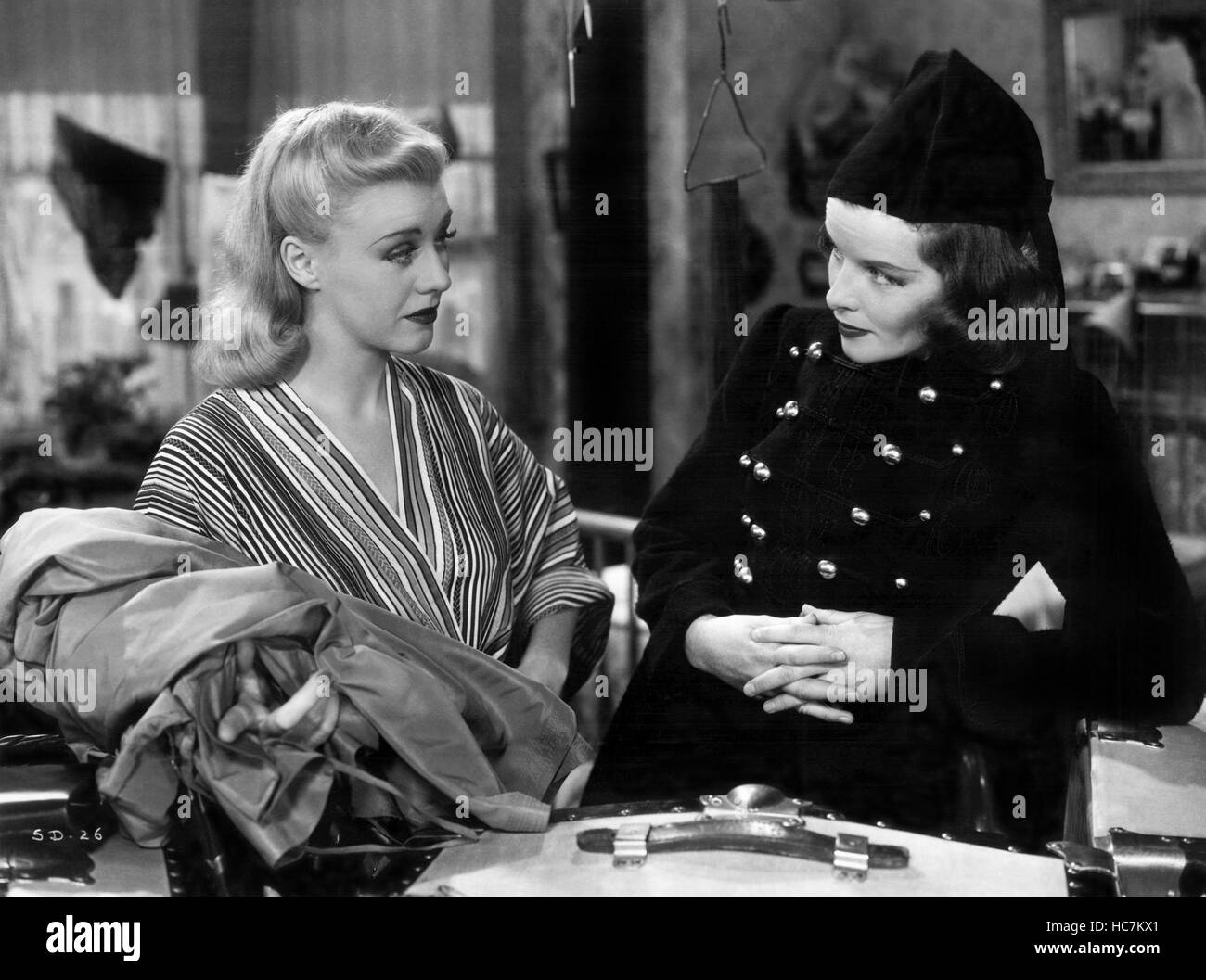 STAGE DOOR, Ginger Rogers, Katharine Hepburn, 1937 Stock Photo Alamy