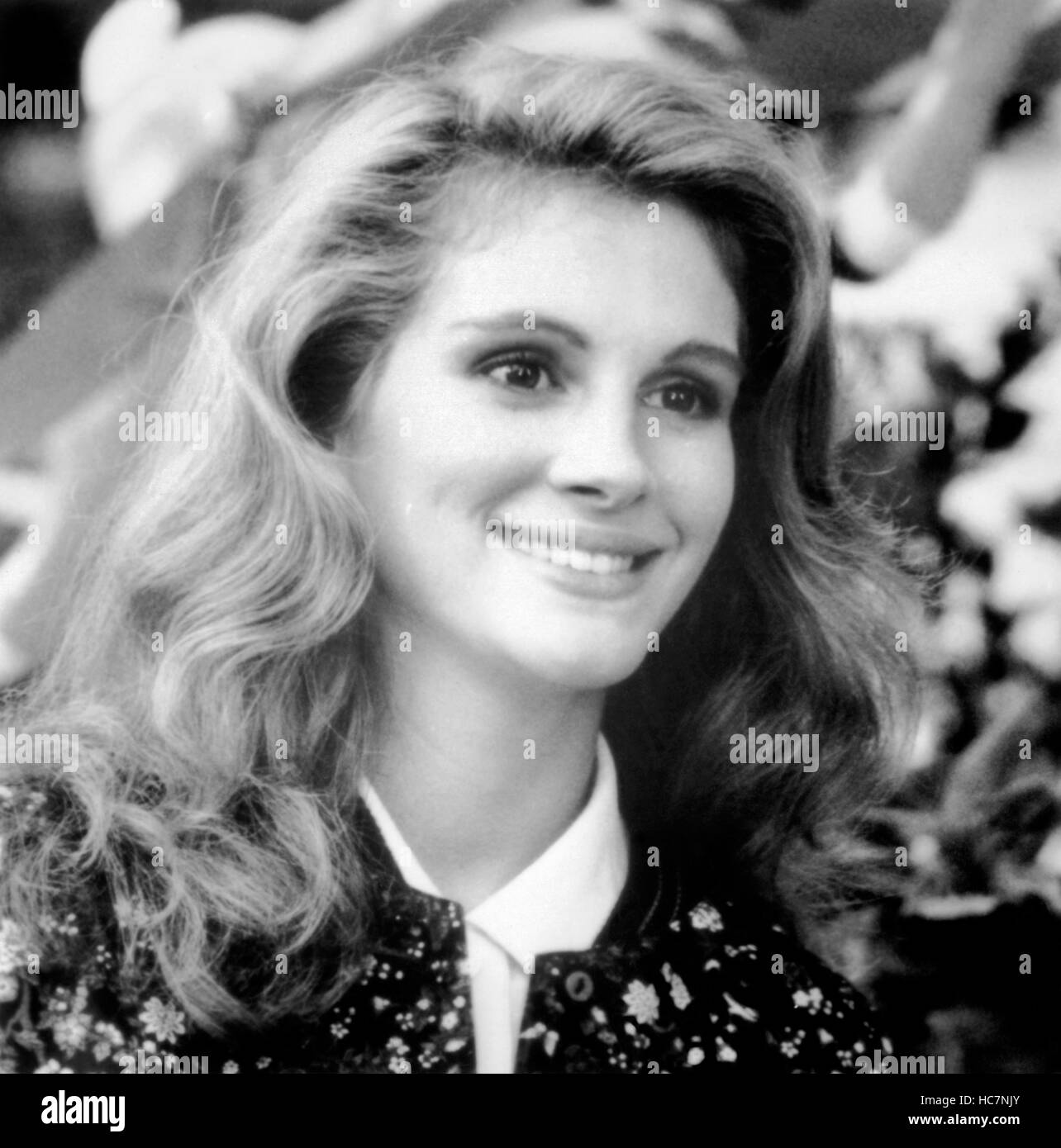 STEEL MAGNOLIAS, Julia Roberts, 1989, ©TriStar/courtesy Everett
