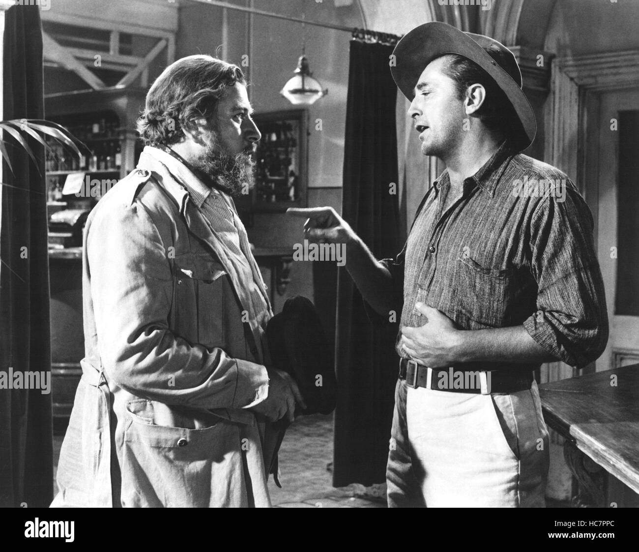 THE SUNDOWNERS, Peter Ustinov, Robert Mitchum 1960 Stock Photo - Alamy