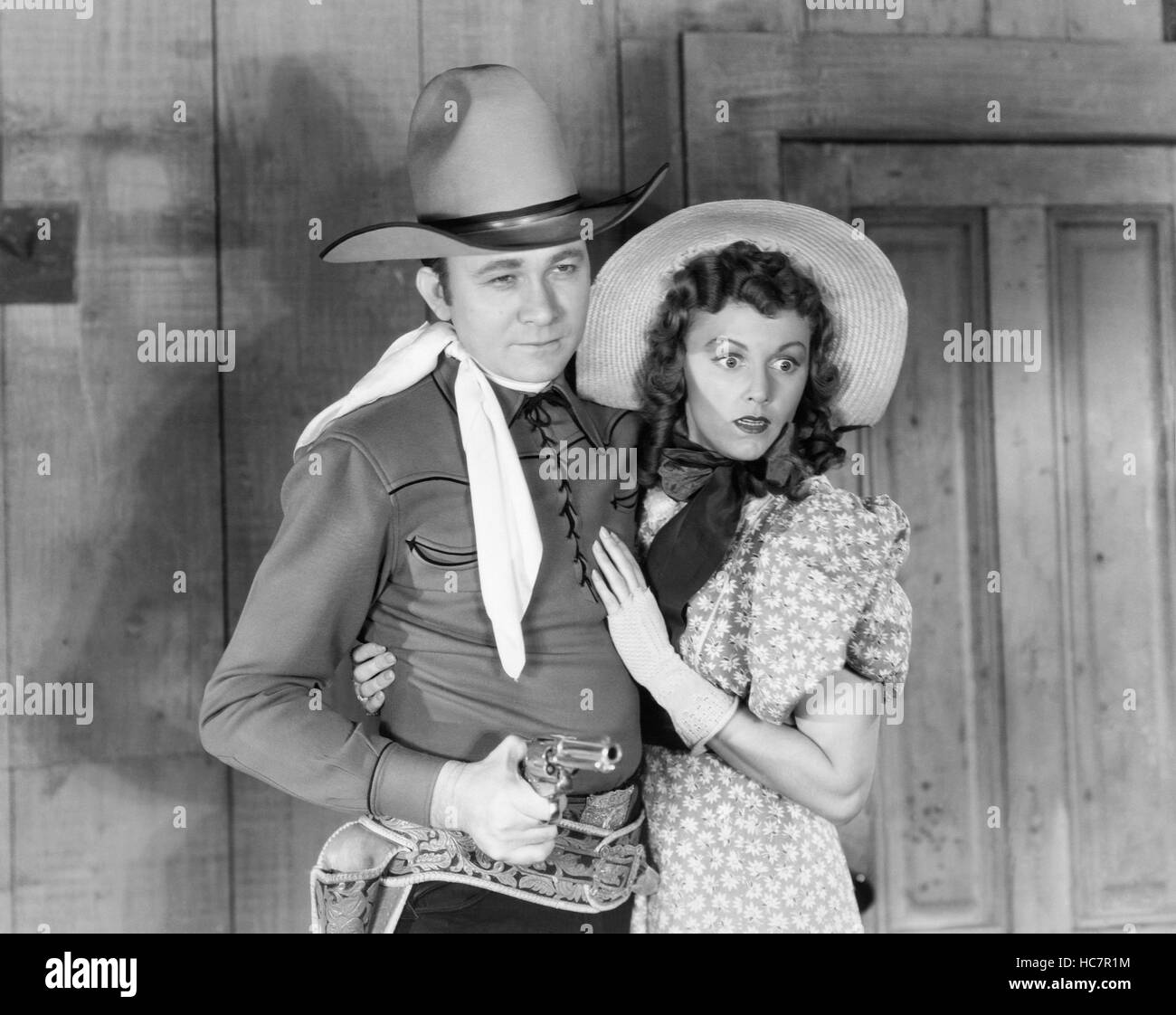 SUNDOWN ON THE PRAIRIE, from left: Tex Ritter, Dorothy Fay, 1939 Stock ...