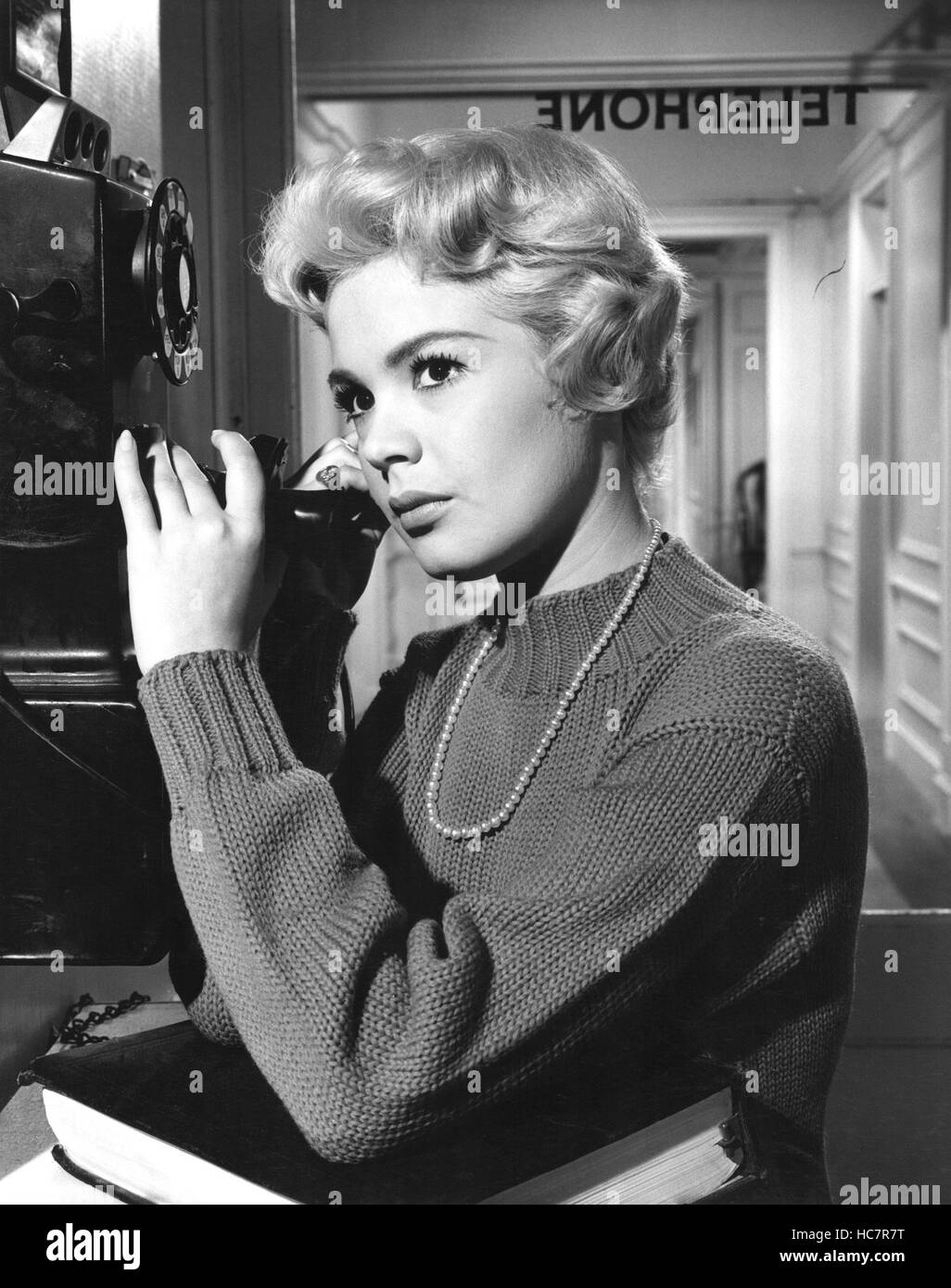 A SUMMER PLACE, Sandra Dee, 1959 Stock Photo Alamy