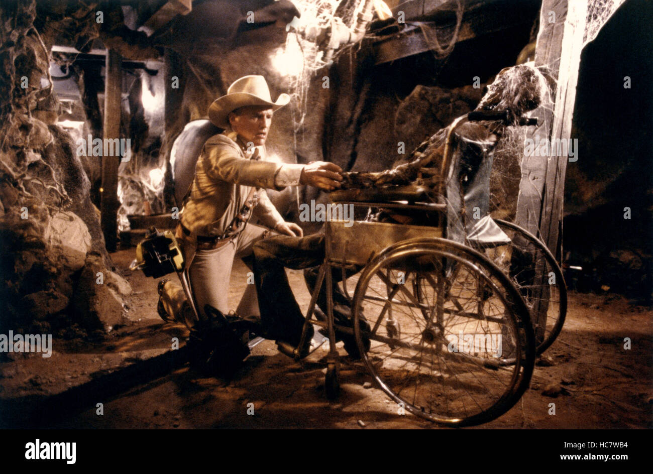 THE TEXAS CHAINSAW MASSACRE 2, Dennis Hopper, 1986. ©Cannon Films