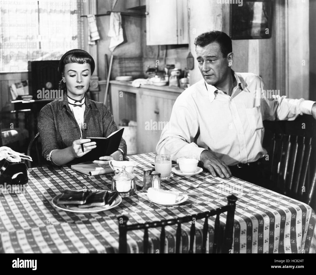 TROUBLE ALONG THE WAY, from left, Donna Reed, John Wayne,