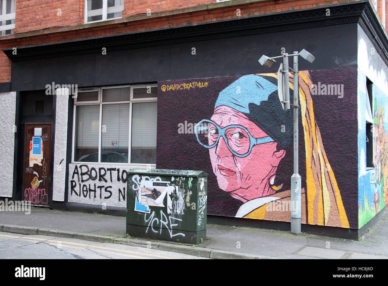 Nan with the Pearl Earring Street Mural in Belfast Stock Photo
