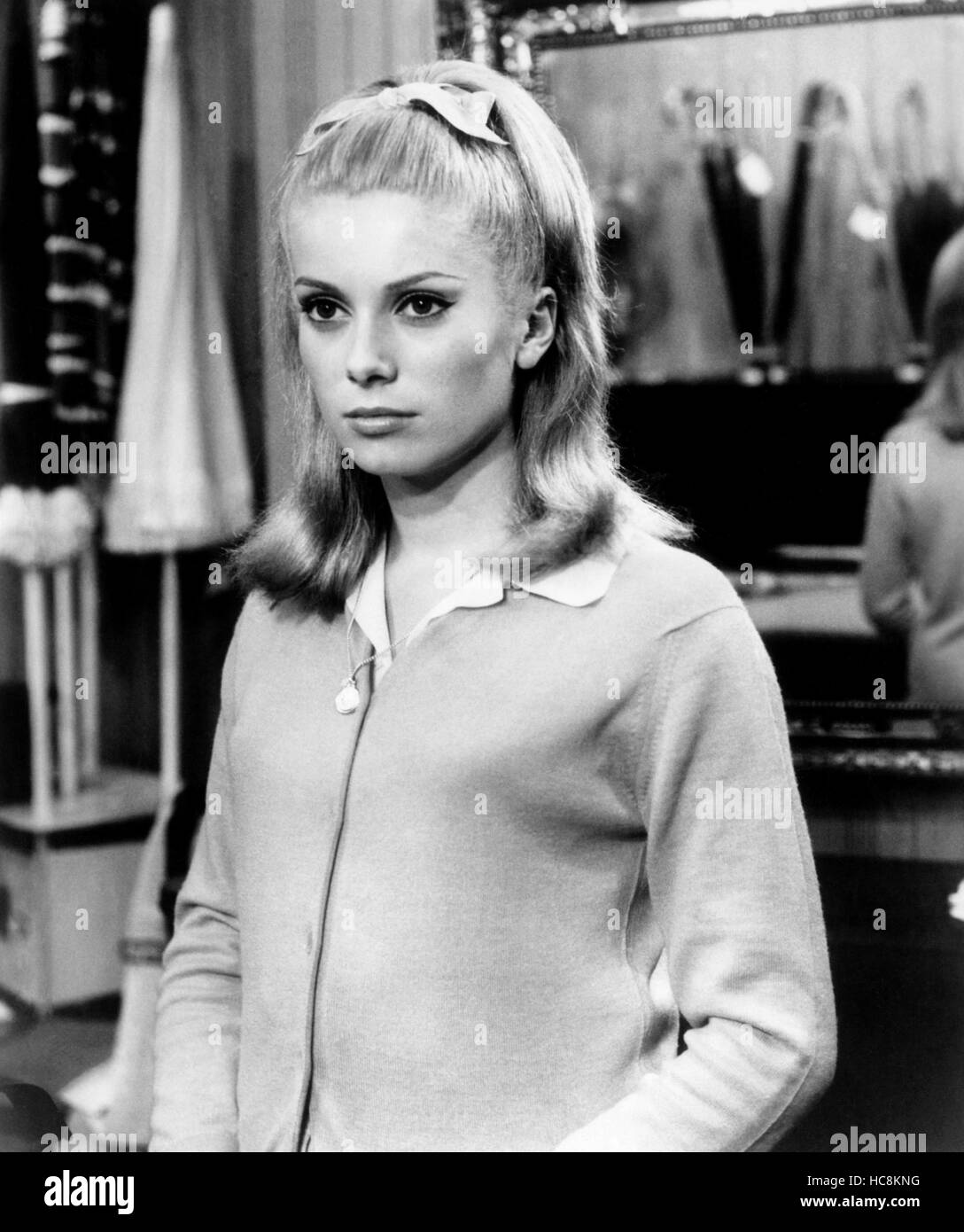 THE UMBRELLAS OF CHERBOURG, (aka LES PARAPLUIES DE CHERBOURG