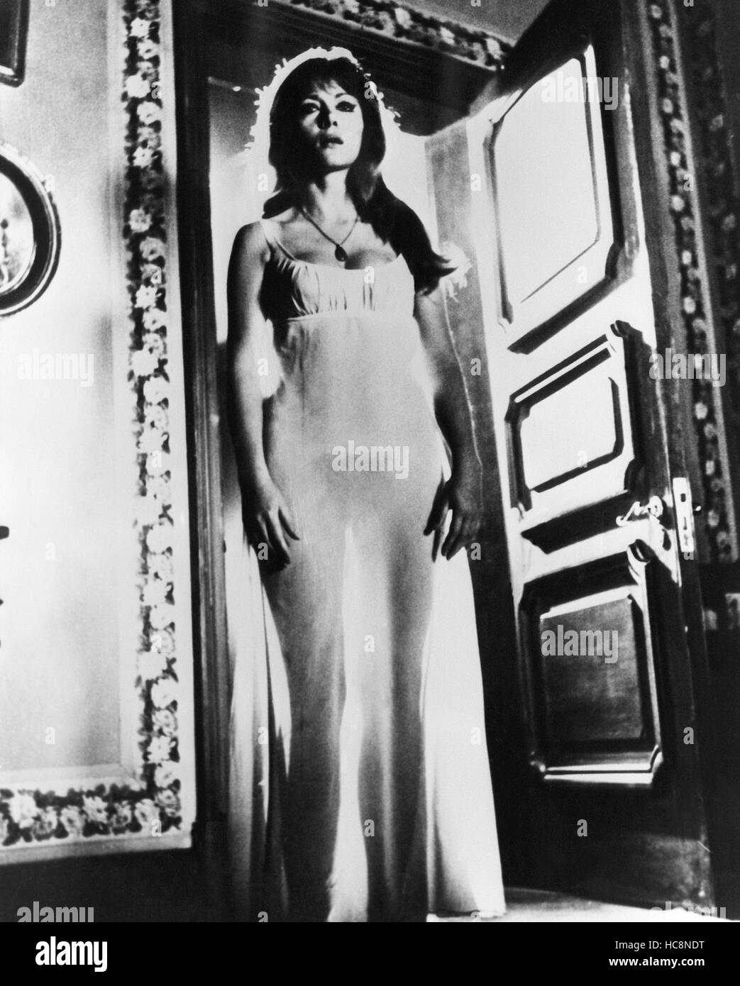 THE VAMPIRE LOVERS, Ingrid Pitt, 1970 Stock Photo - Alamy