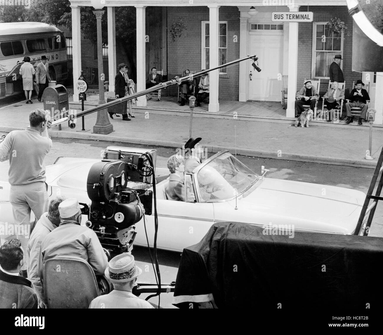 THE WHEELER DEALERS, from left, in car, Lee Remick, James Garner, on