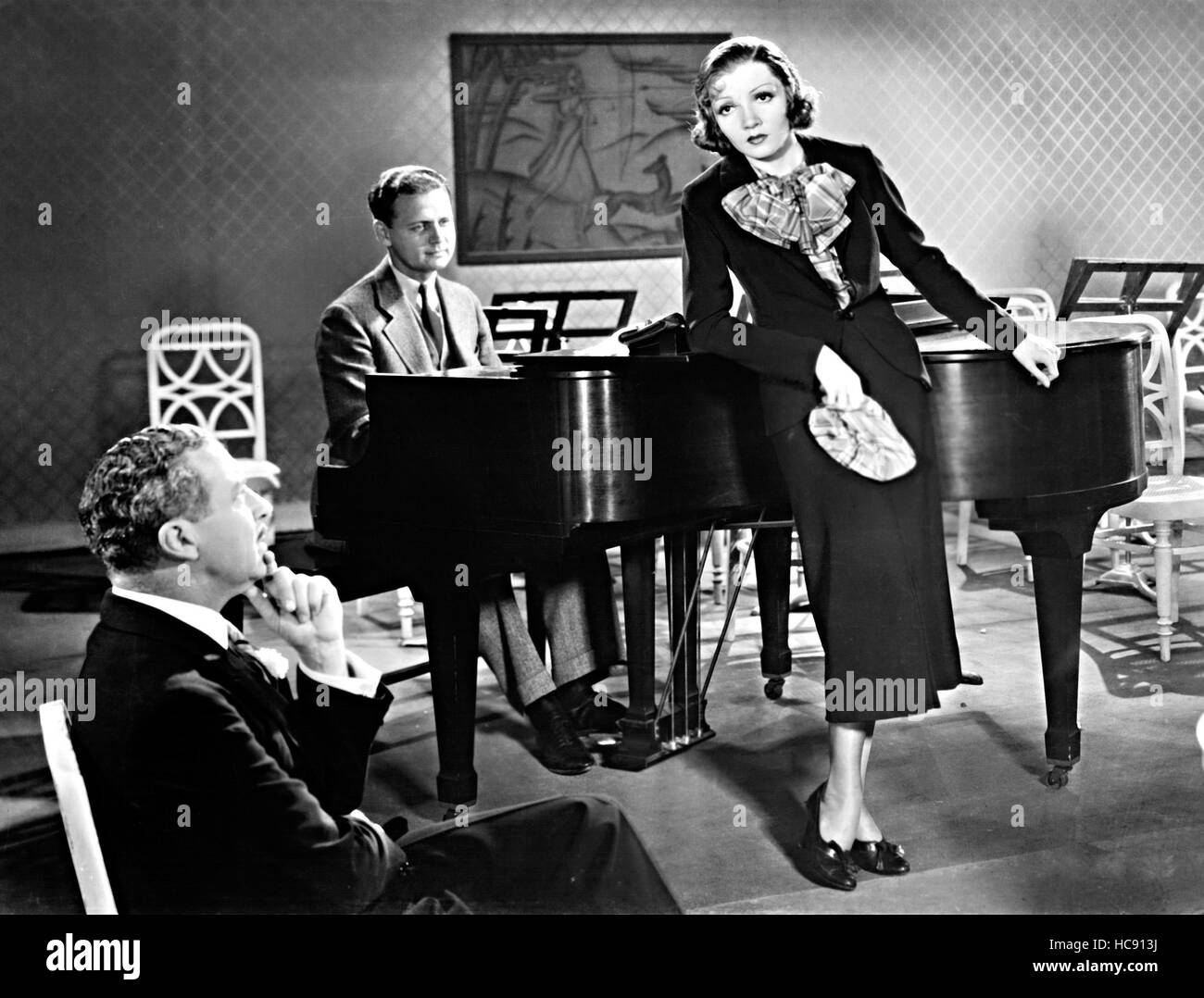 TORCH SINGER, Claudette Colbert, 1933 Stock Photo Alamy