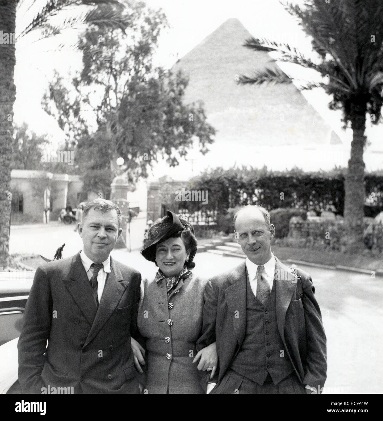 AHEAD OF TIME, Ruth Gruber (center), circa 1940s, 2009 Stock Photo - Alamy