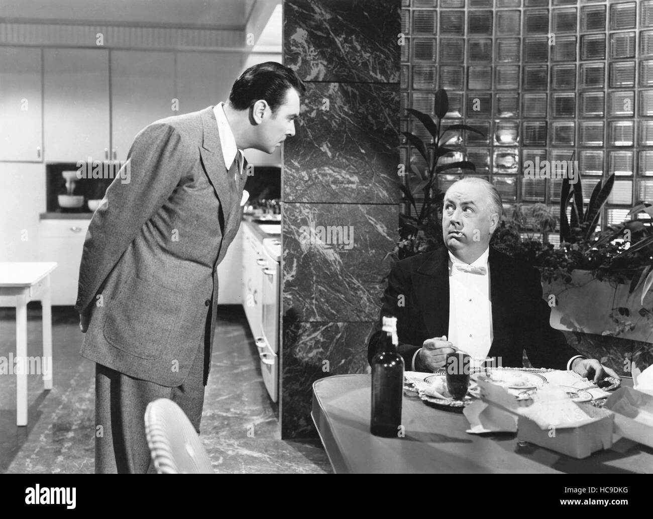 TWIN BEDS, from left, Brent, Charles Coleman, 1942 Stock Photo