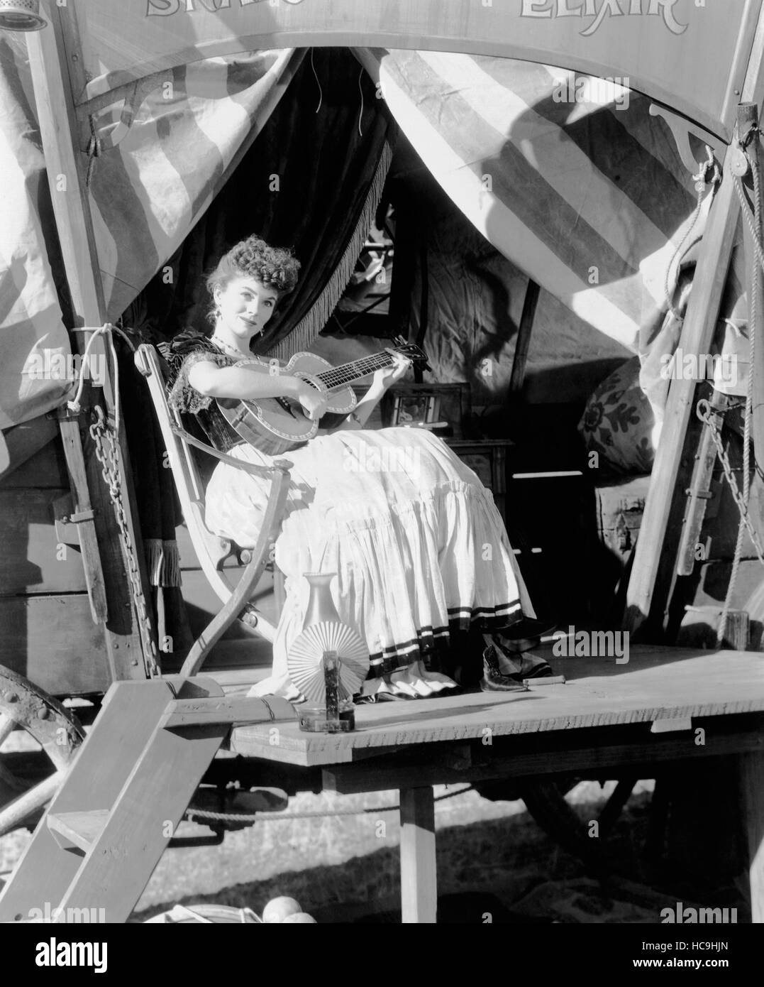 WAGON MASTER, (aka WAGONMASTER), Joanne Dru, 1950 Stock Photo Alamy