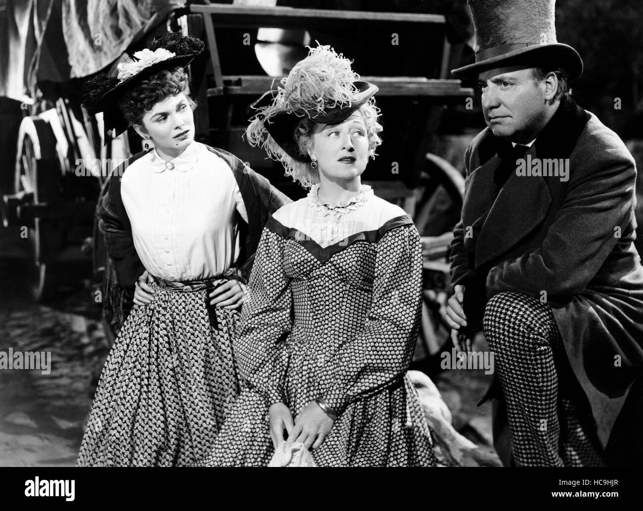 WAGON MASTER, (aka WAGONMASTER), from left Joanne Dru, Ruth Clifford