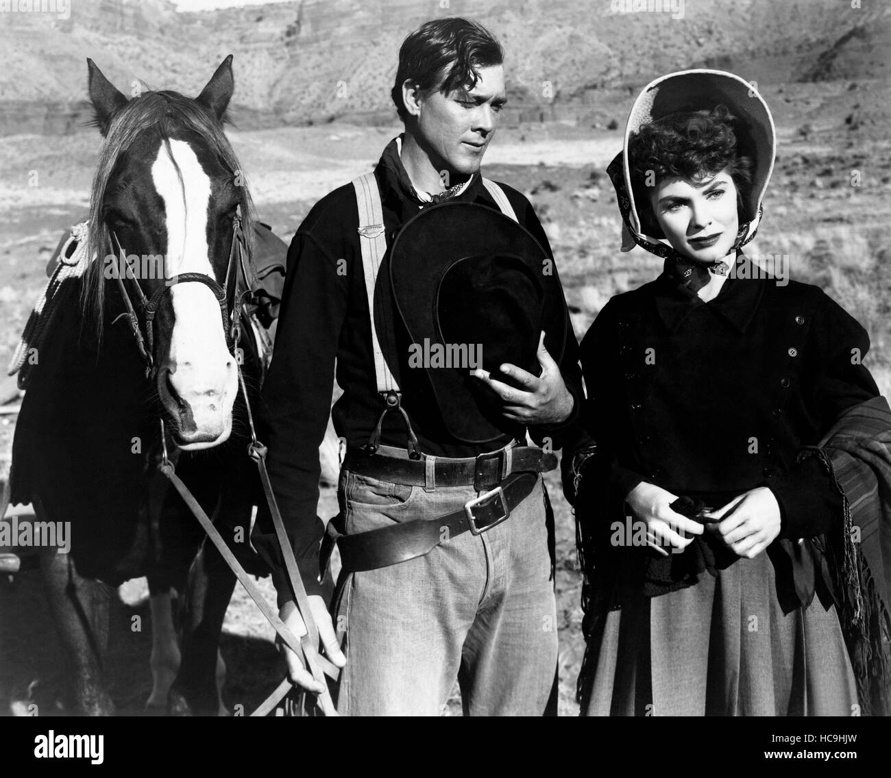 WAGON MASTER, (aka WAGONMASTER), from left, Ben Johnson, Joanne Dru