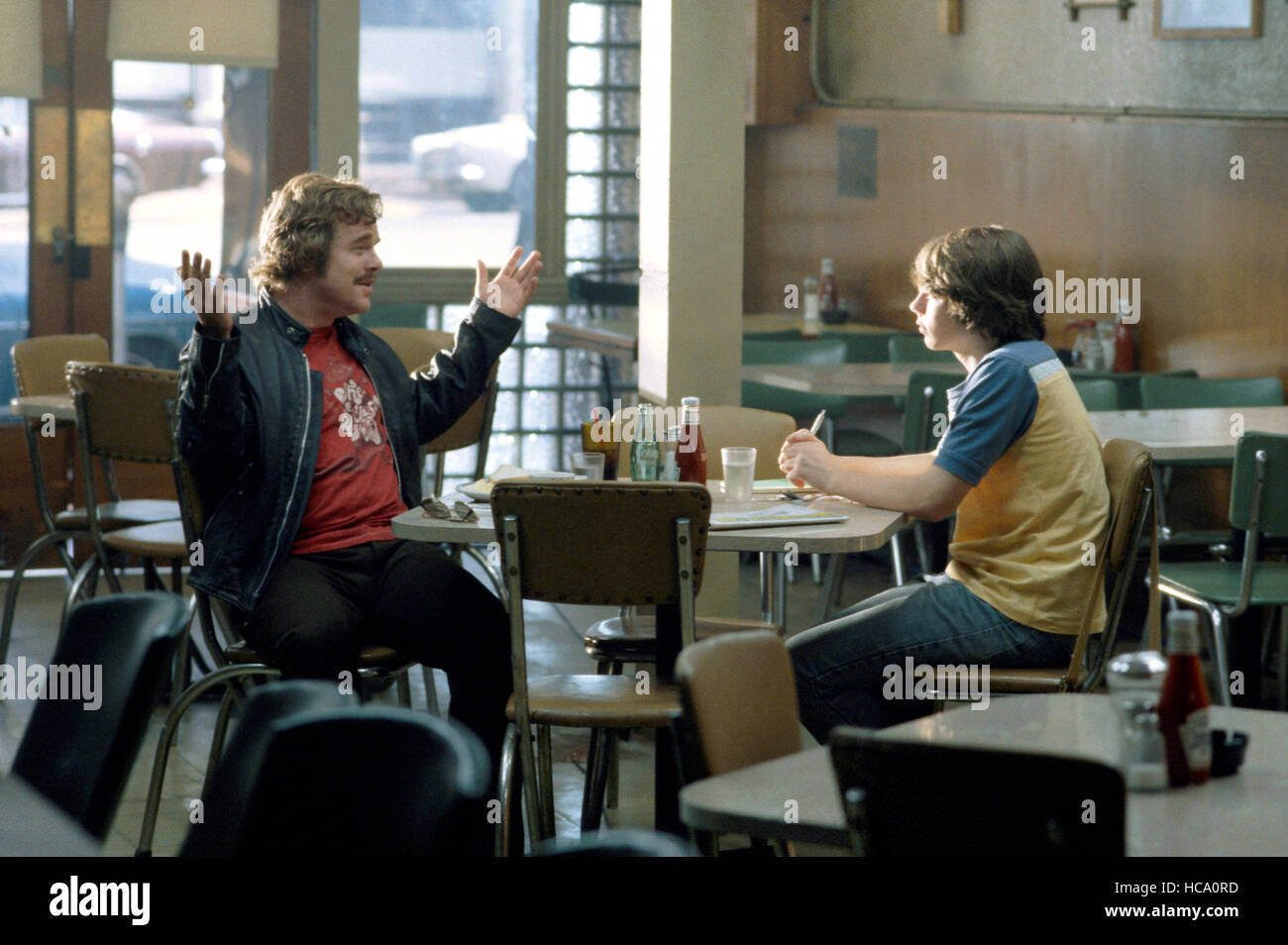 ALMOST FAMOUS, Philip Seymour Hoffman, Patrick Fugit, 2000 Stock Photo