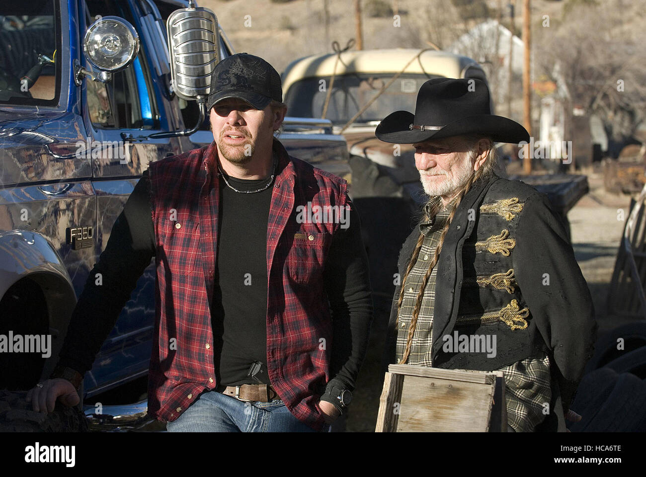 BEER FOR MY HORSES, from left Toby Keith, Willie Nelson, 2008. ©Roadside Attractions/courtesy