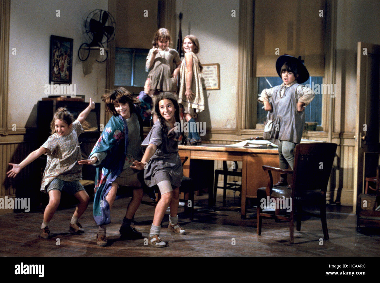 Lara Berk In Annie