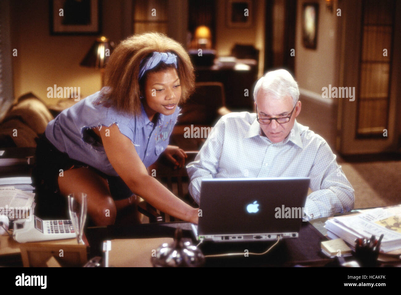 BRINGING DOWN THE HOUSE, Queen Latifah, Steve Martin, 2003, (c) Walt