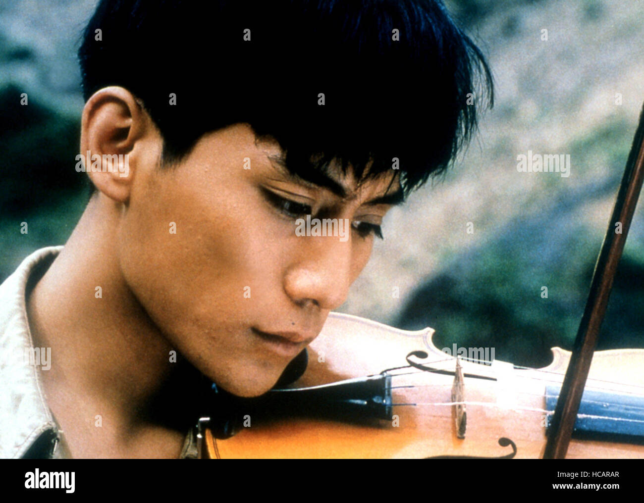 BALZAC AND THE LITTLE CHINESE SEAMSTRESS, (aka XIAO CAI FENG), Liu Ye